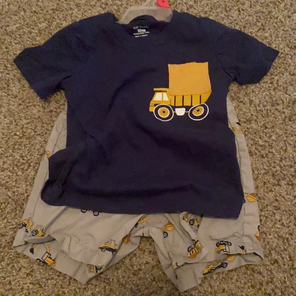 Carter's Other - Like new outfit